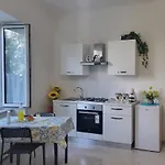 Casa Athena Bed & Breakfast 3*