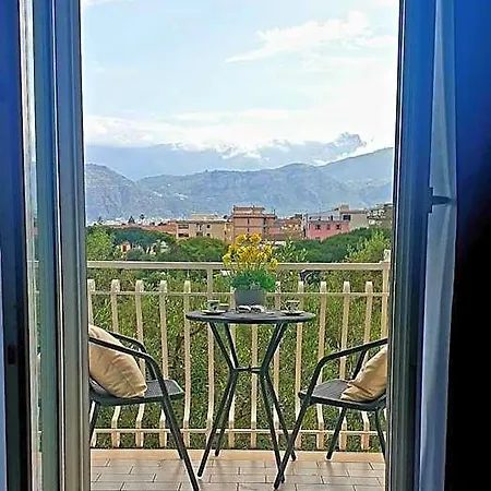 Alojamento de Acomodação e Pequeno-almoço Casa Athena 3*